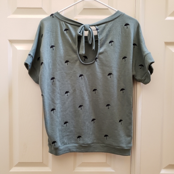 ☂️ Found Downtime Short Sleeve Sweatshirt - Picture 4 of 6